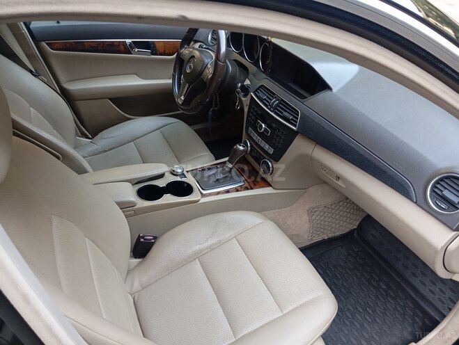 Mercedes C 250 2012, 205,000 km - 1.8 l - Bakı