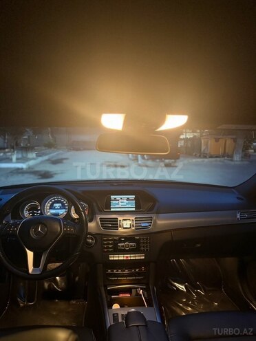Mercedes E 200 2014, 201,000 km - 2.0 l - Bakı