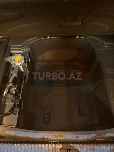Mercedes E 200 2014, 201,000 km - 2.0 l - Bakı