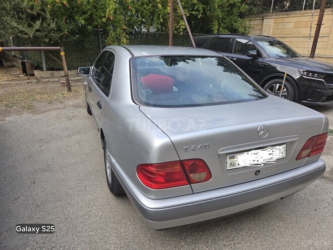 Mercedes E 240 1998, 270,000 km - 2.4 l - Bakı
