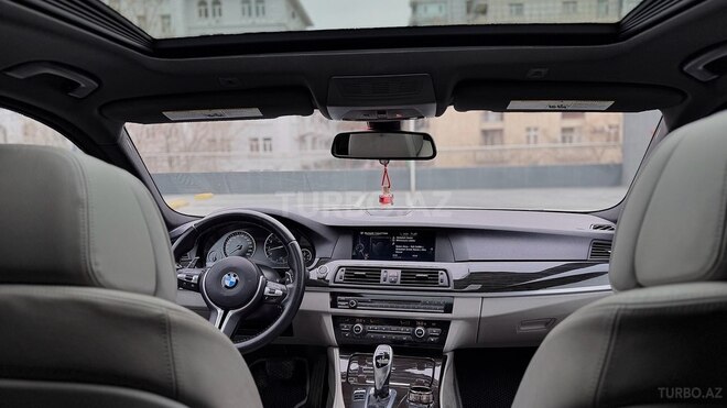 BMW 528 2013, 210,000 km - 2.0 л - Bakı