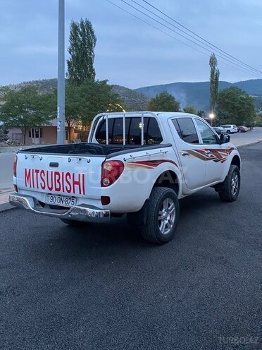 Mitsubishi L200 2010, 250,000 km - 2.5 l - Göygöl