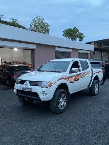Mitsubishi L200 2010, 250,000 km - 2.5 l - Göygöl