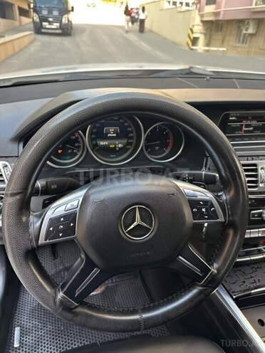 Mercedes E 220 2013, 293,000 km - 2.1 l - Bakı