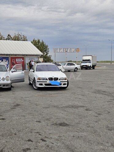 BMW 530 2002, 307,300 km - 3.0 l - Astara