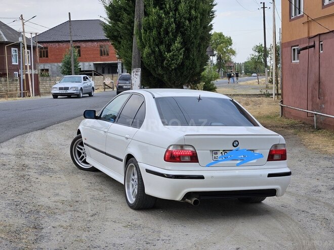 BMW 530 2002, 307,300 km - 3.0 l - Astara