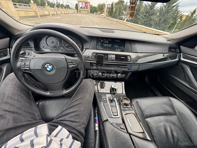 BMW 528 2013, 390,000 km - 2.0 l - Quba