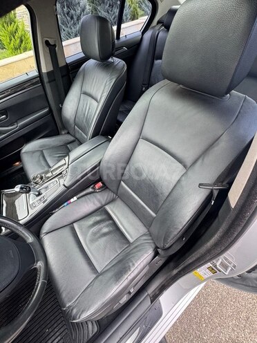 BMW 528 2013, 390,000 km - 2.0 l - Quba
