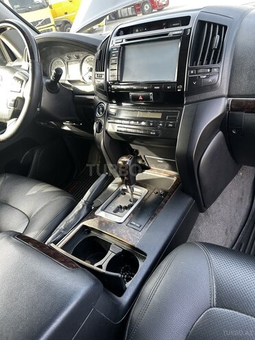 Toyota Land Cruiser 2013, 243,000 km - 4.0 l - Bakı