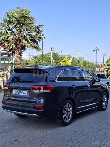 Kia Sorento 2016, 238,405 km - 2.2 l - Tovuz