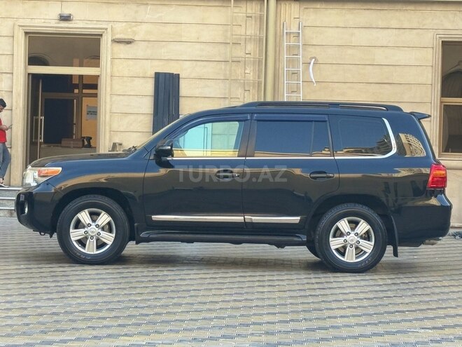 Toyota Land Cruiser 2013, 266,000 km - 4.6 l - Bakı