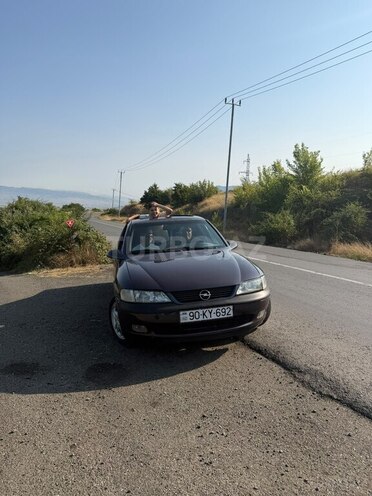 Opel Vectra 1996, 258,520 km - 2.0 l - Bakı