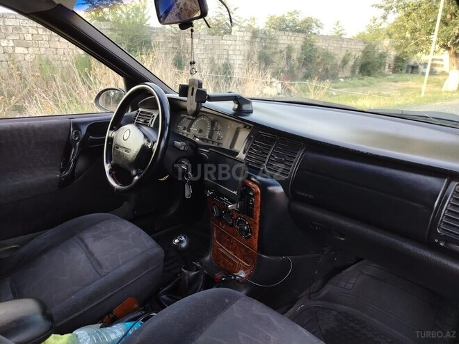 Opel Vectra 1996, 258,520 km - 2.0 l - Bakı