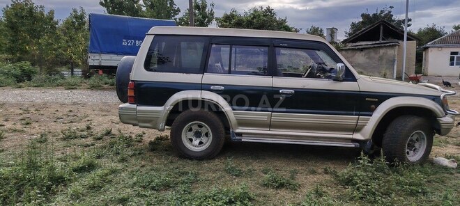 Mitsubishi Pajero 1993, 489,809 km - 2.8 l - Xudat