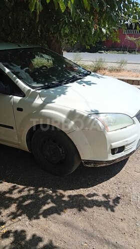 Ford Focus 2001, 320,000 km - 1.6 l - Biləsuvar