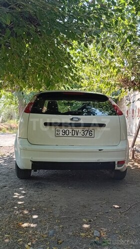 Ford Focus 2001, 320,000 km - 1.6 l - Biləsuvar