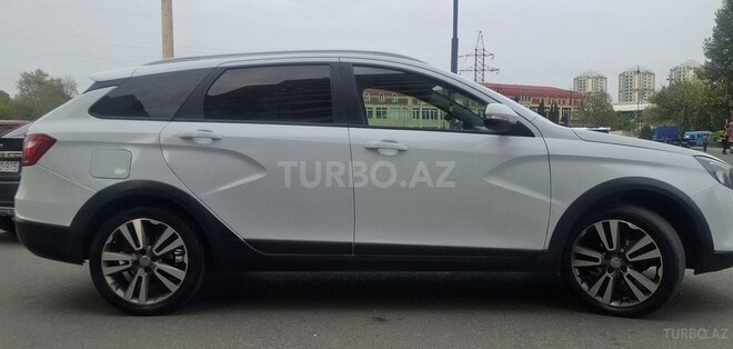 LADA (VAZ) Vesta SW Cross 2019, 328,000 km - 1.8 l - Gəncə
