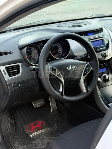 Hyundai Elantra 2013, 227,096 km - 1.8 l - Bakı