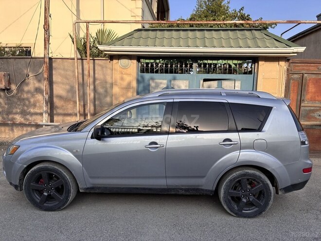 Mitsubishi Outlander 2007, 320,000 km - 3.0 л - Bakı