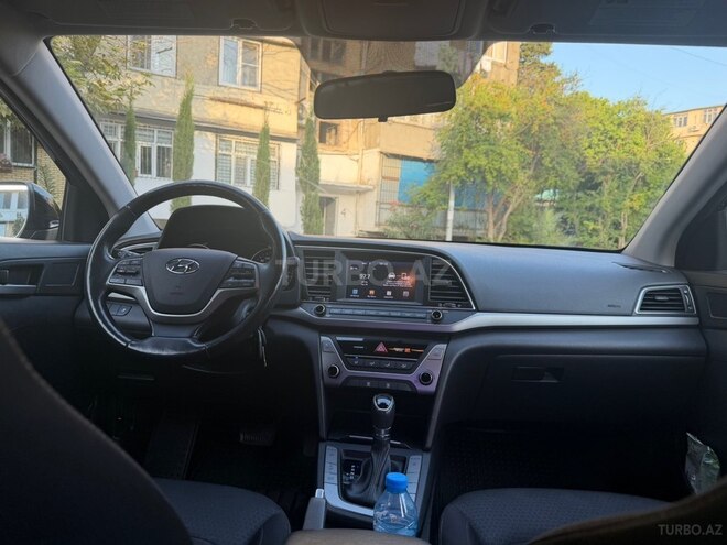 Hyundai Elantra 2017, 144,000 km - 2.0 л - Bakı