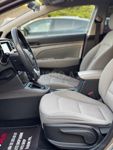 Hyundai Elantra 2018, 155,000 km - 2.0 l - Bakı