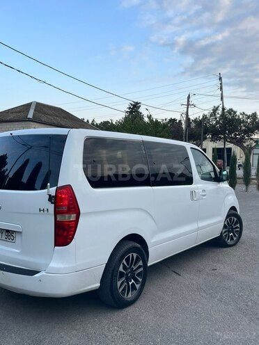 Hyundai H-1 2012, 404,000 km - 2.5 l - Bakı