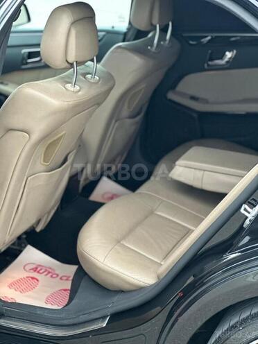 Mercedes E 350 2009, 330,000 km - 3.5 l - Bakı