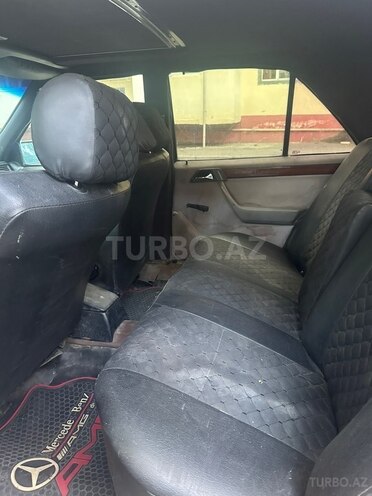 Mercedes E 220 1994, 356,000 km - 2.2 l - Mingəçevir