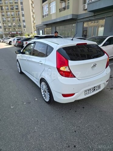 Hyundai Accent 2015, 173,000 km - 1.6 l - Bakı