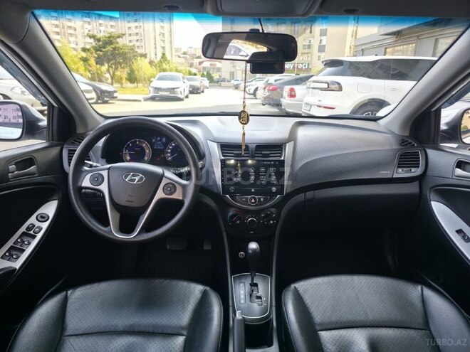 Hyundai Accent 2015, 173,000 km - 1.6 l - Bakı