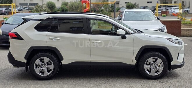 Toyota RAV4 2022, 40,000 km - 2.5 l - Bakı