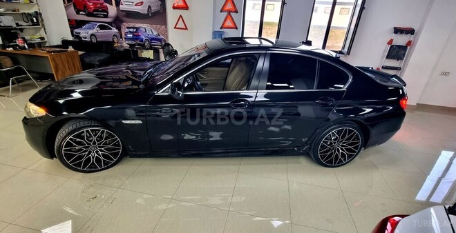 BMW 530 2011, 321,300 km - 3.0 l - Bakı