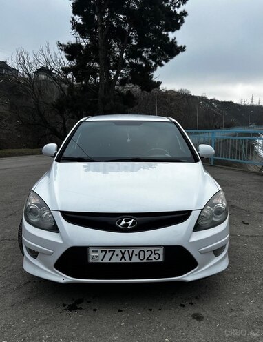 Hyundai i30 2010, 280,000 km - 1.4 л - Quba