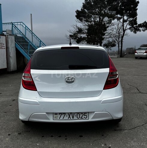 Hyundai i30 2010, 280,000 km - 1.4 л - Quba