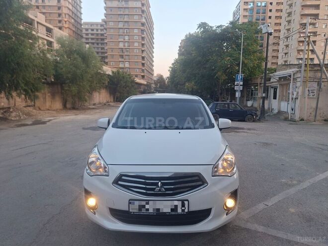 Mitsubishi Attrage 2015, 162,000 km - 1.2 l - Bakı