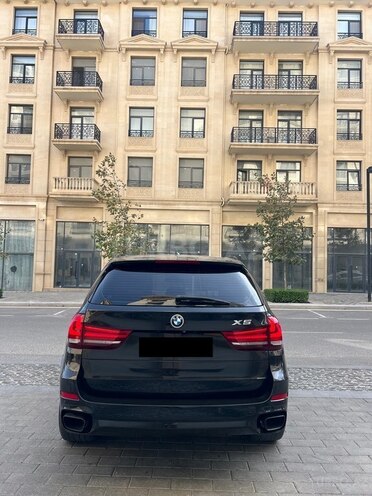 BMW X5 2018, 118,000 km - 2.0 л - Bakı