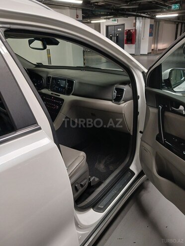 Kia Sportage 2017, 130,000 km - 2.0 л - Bakı