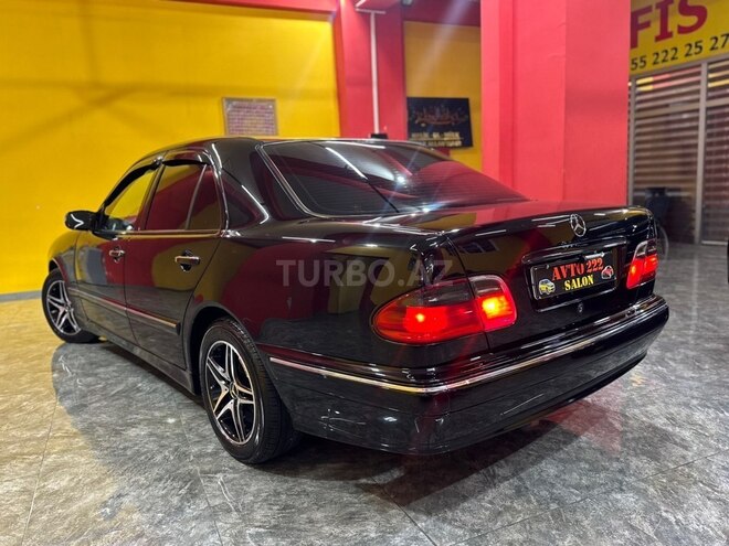 Mercedes E 220 1999, 280,000 km - 2.2 l - Sumqayıt