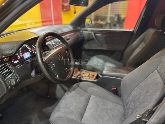 Mercedes E 220 1999, 280,000 km - 2.2 l - Sumqayıt