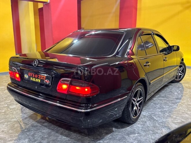 Mercedes E 220 1999, 280,000 km - 2.2 l - Sumqayıt