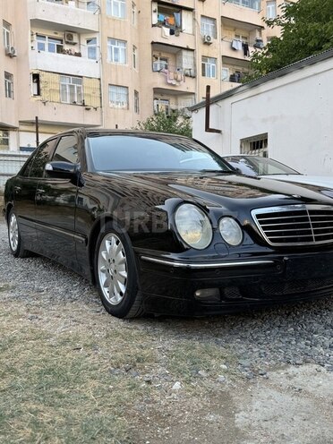 Mercedes E 280 2001, 230,121 km - 2.8 l - Bakı