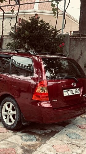 Toyota Corolla 2006, 239,000 km - 1.4 л - Bakı
