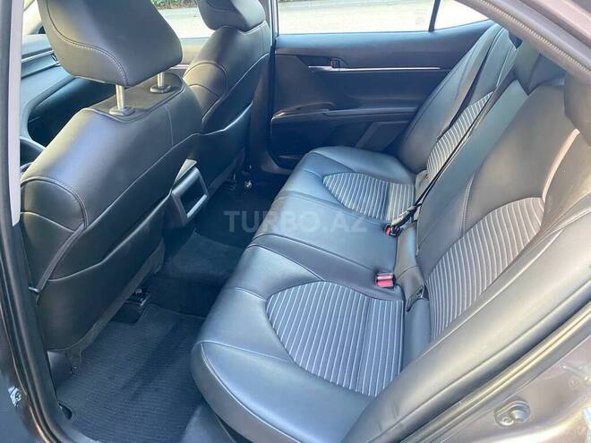 Toyota Camry 2021, 150,000 km - 2.5 л - Bakı