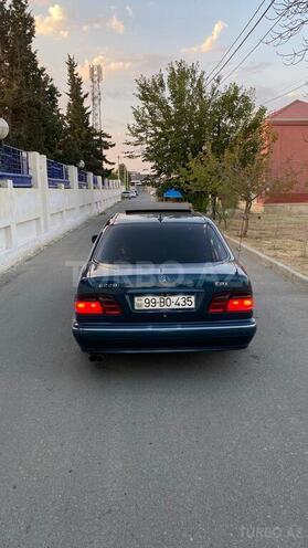 Mercedes E 220 1999, 417,000 km - 2.2 l - Şirvan