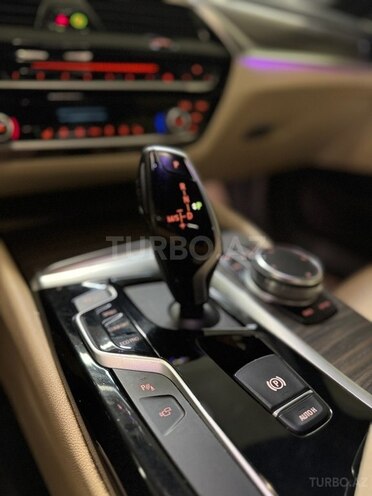 BMW 530 2019, 95,000 km - 2.0 л - Gəncə