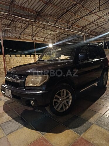Mitsubishi Pajero io 2000, 290,000 km - 1.8 l - Şabran