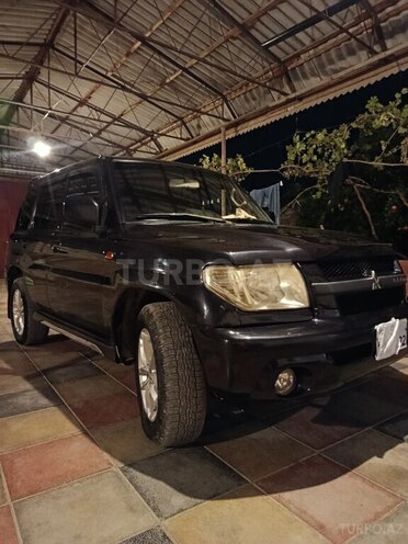 Mitsubishi Pajero io 2000, 290,000 km - 1.8 l - Şabran