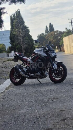 Kawasaki  2022, 17,000 km - 1.0 l - Bakı