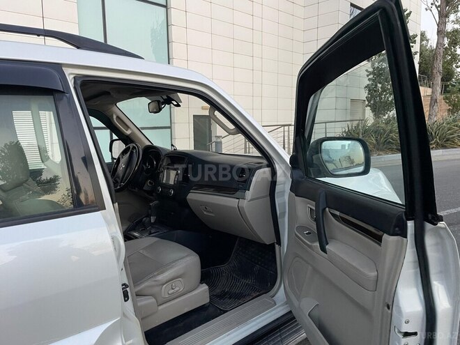 Mitsubishi Pajero 2010, 350,000 km - 3.5 л - Bakı
