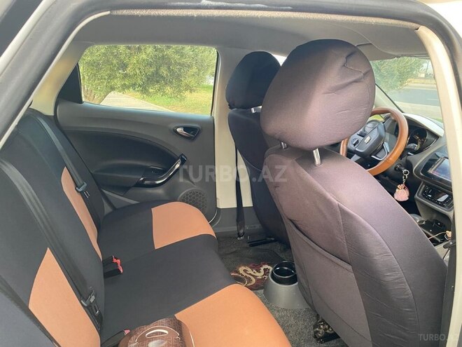SEAT Ibiza 2011, 257,000 km - 1.6 л - Bakı